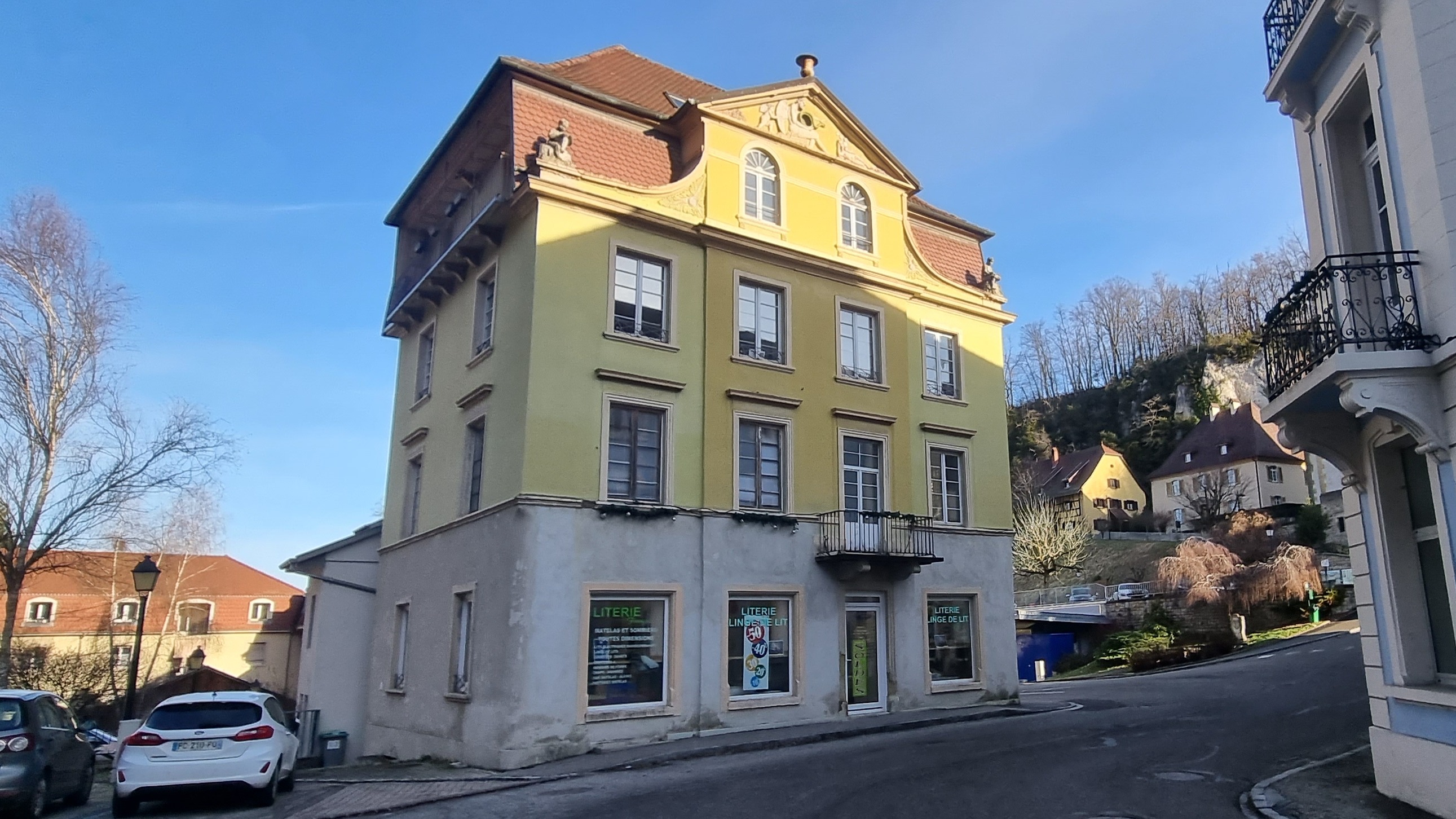 façade literie françois ferrette